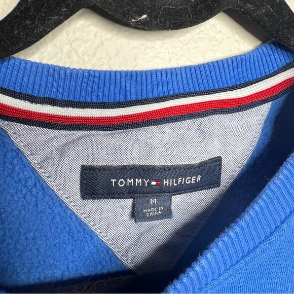 Tommy Hilfiger Unisex Graphic Logo Blue Crewneck Pullover Sweater Medium - Picture 6 of 8